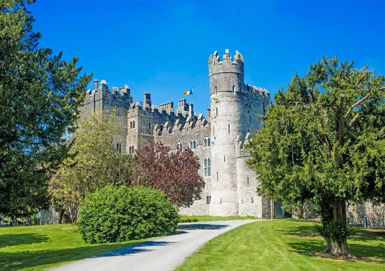 Kilkea Castle Hotel Kültér fotó